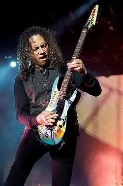 Kirk Hammett esiintymässä vuonna 2010.