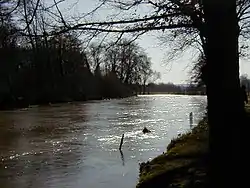 Eure lähellä kohtaa, jossa se laskee Seineen