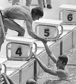 Jerry Heidenreich (oikealla) ja Mark Spitz vuonna 1972.