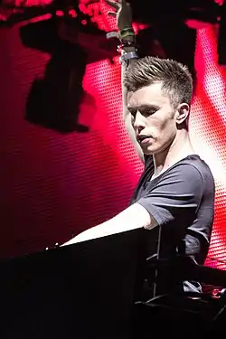 Nicky Romero esiintymässä Tomorrowlandissä vuonna 2013.