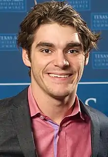 RJ Mitte vuonna 2015