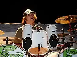 Rikki Rockett vuonna 2008 Moondance Jam -festivaalilla Poisonin kanssa.