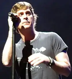 Rob Thomas esiintymässä Las Vegasissa vuonna 2013.