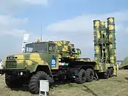 KrAZ-260 varustettuna S-300-ohjusalustaksi.