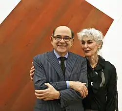 Joel Shapiro (vas.) Museum Ludwigissa Kölnissä 2011.