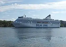 M/S Silja Symphony Tukholman saaristossa vuonna 2018.