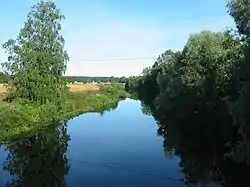 Yläneenjokea Yläneen kirkonkylän luona