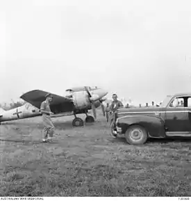 Mitsubishi Ki-46 fleanmasines yn hannen fan it KNYL yn Menado, Selebes, 3 oktober 1945