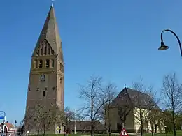 Tsjerke fan Schildwolde mei de Juffertoer