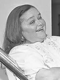 Zelda Rubinstein (1985)