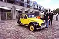 2CV Charleston (Jaune Helios / Noir)